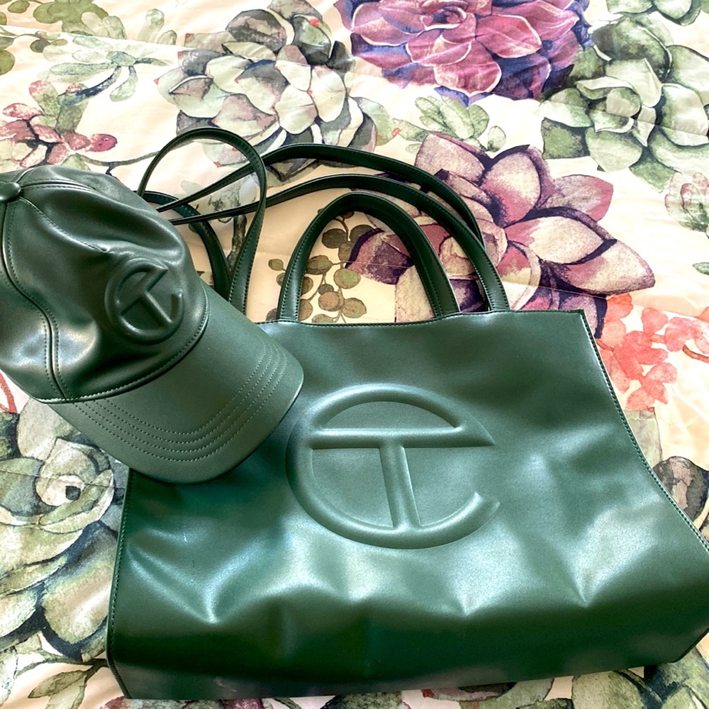 Purse with hat
